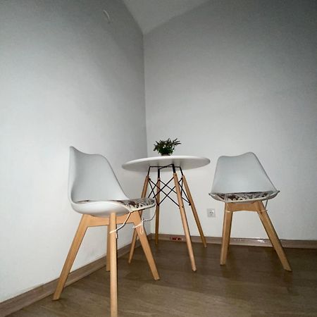 Center Studio Apartment Podgorica Luaran gambar